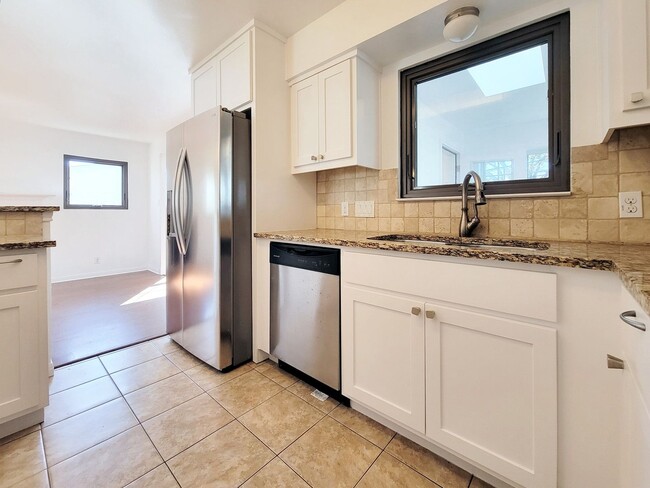 Building Photo - 6709 Tulsa Cove