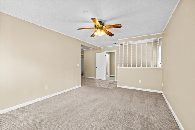 Building Photo - Immaculate 4BR Home with In Law Suite in Prime Location