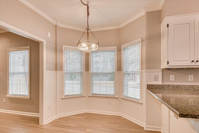 Building Photo - 4441 McManus Ct