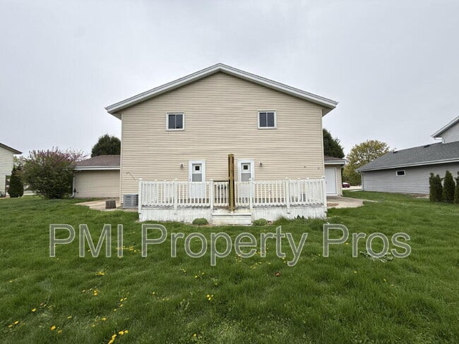 Building Photo - 8150 S 88th St