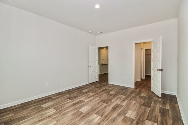 Building Photo - $750 Off 1st Month's Rent! Brand New Home in Ocean Isle - 4 Br/3 Bath, Pet-Friendly. Easy Drive t...