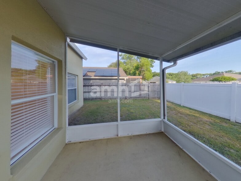 Building Photo - 28721 Seashell Ct