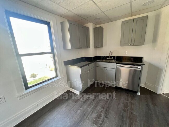 Building Photo - 135 McGovern Blvd