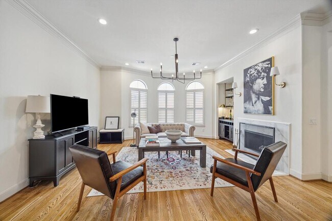 Building Photo - 5807 Birdsall Market Pl