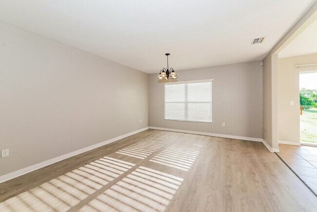 Building Photo - 7110 Chatum Light Run