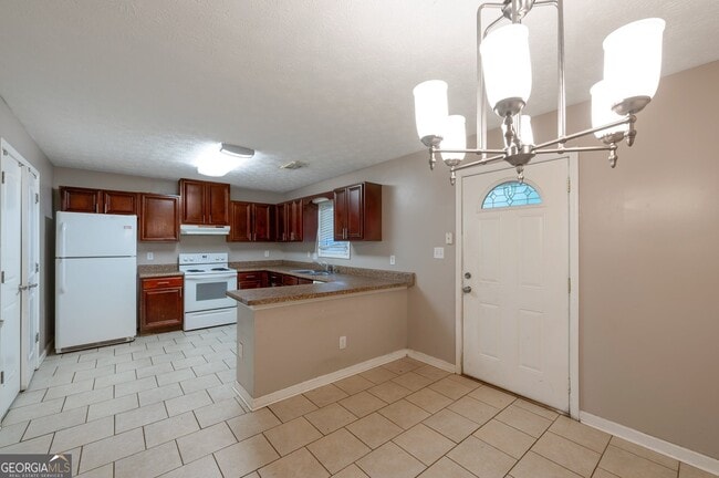 Building Photo - 134 Timber Creek Ln SW
