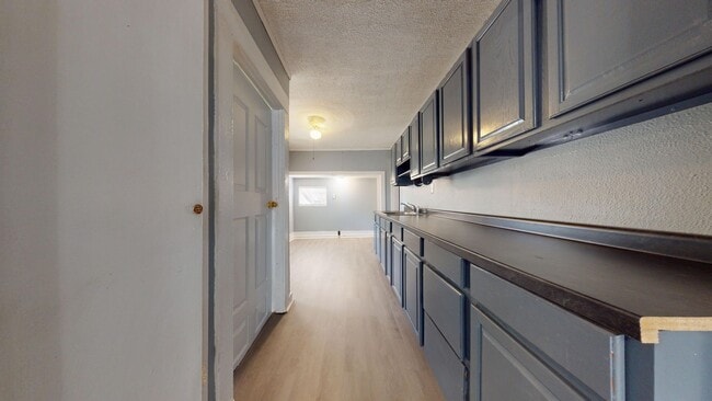 Building Photo - 3 bedroom, 1 1/2 bath in Mansfield!