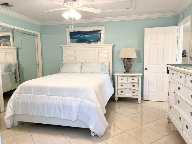 Building Photo - 5285 Travelers Way