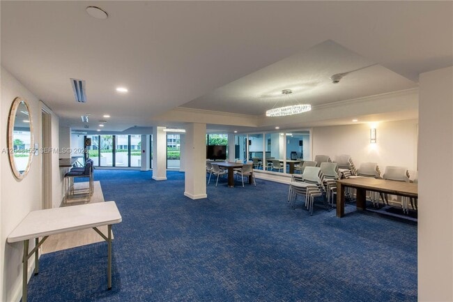 Building Photo - 3560 S Ocean Blvd