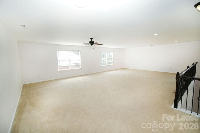 Building Photo - 4224 Lois Ln