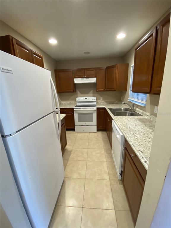 Building Photo - 2430 NW 4th Terrace