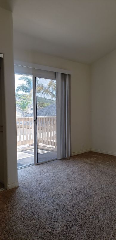 Building Photo - 204 Avenida Baja