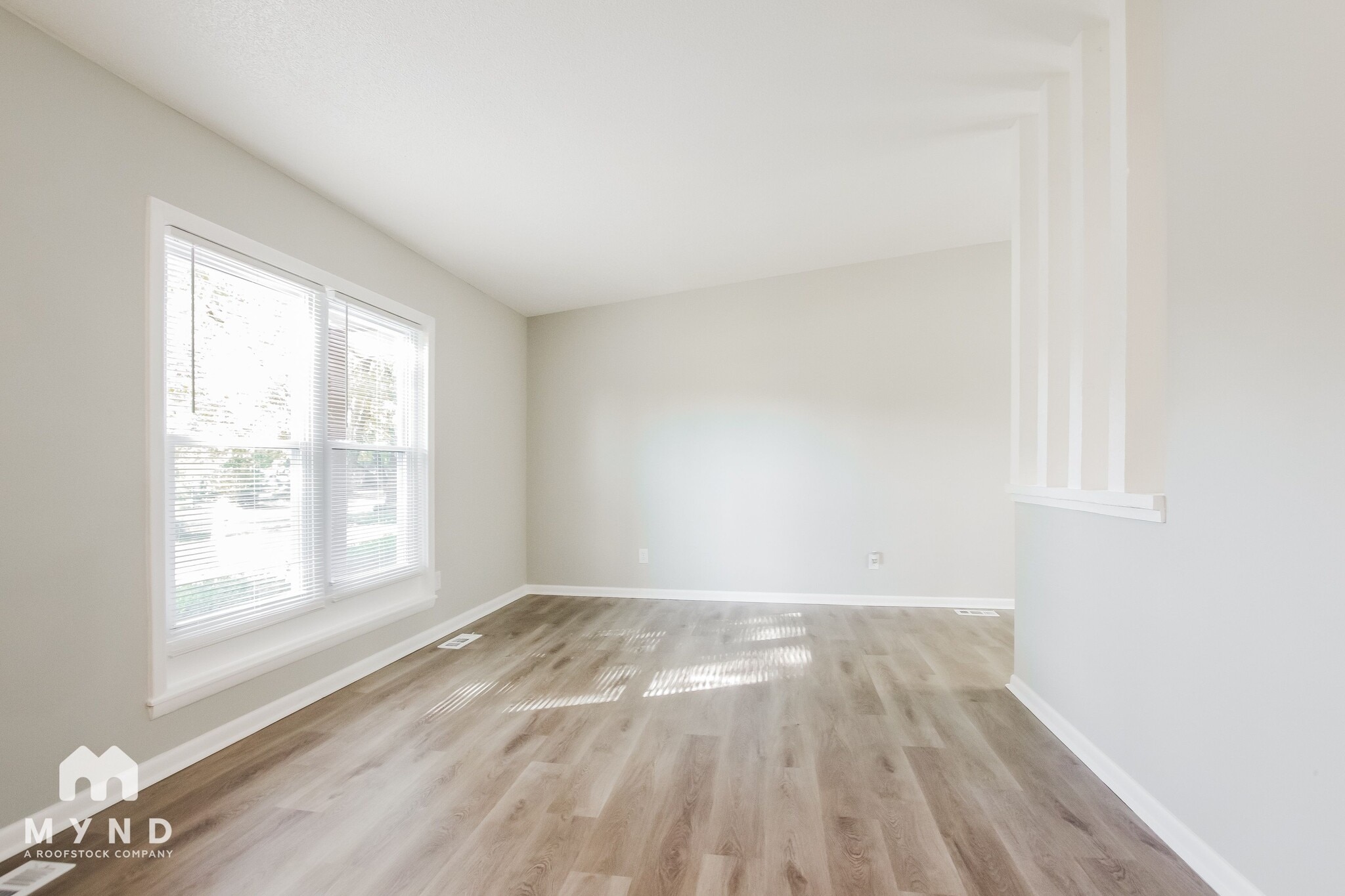 Building Photo - 1418 Gaston Way