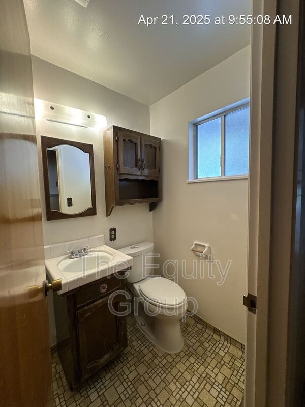 Building Photo - 5342 Avenue 280