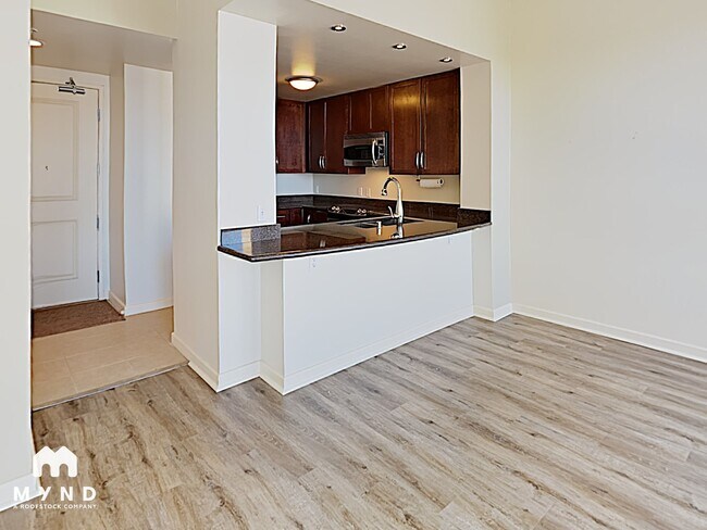 Building Photo - 1127 15th St