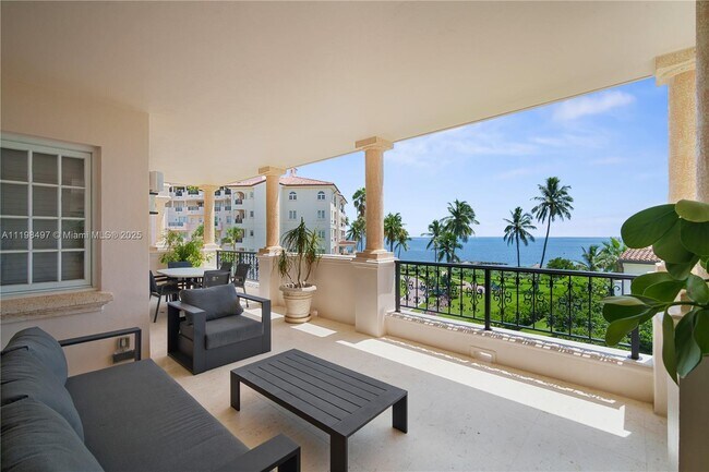 Building Photo - 19234 Fisher Island Dr