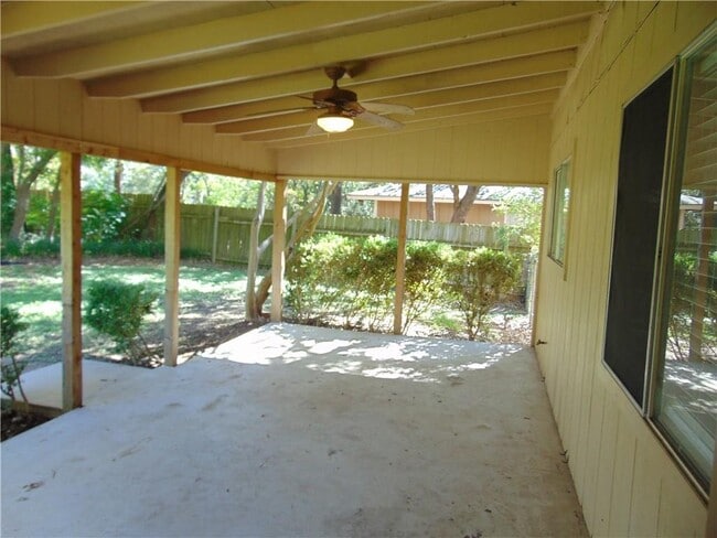 Building Photo - 9213 Independence Loop