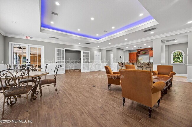 Building Photo - 10075 Gate Pkwy N