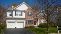 Building Photo - 9 Harrogate Cir