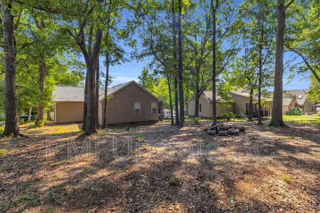 Building Photo - 244 Oak Valley Dr