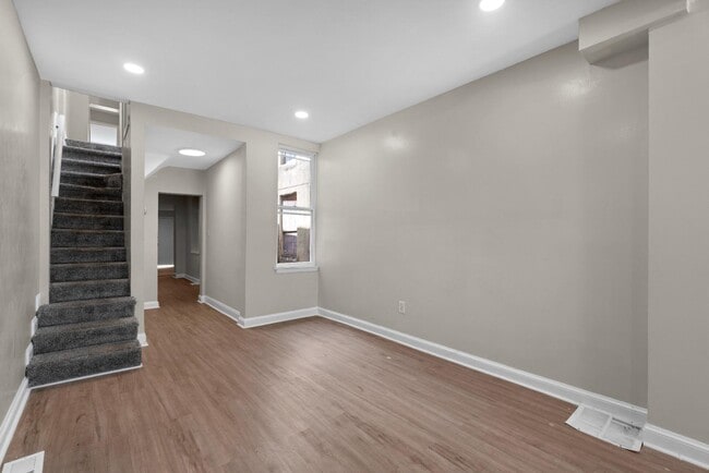 Building Photo - 434 N Patterson Park Ave