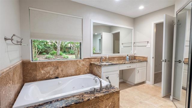 Building Photo - 6606 Cliffwood Ct