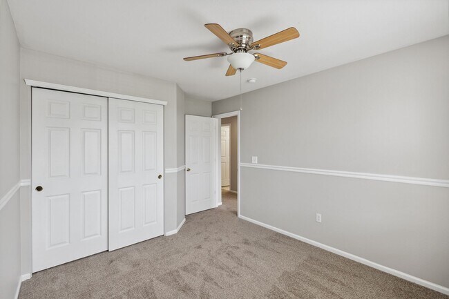Building Photo - Fantastic 4 Bed with Office in The Farm