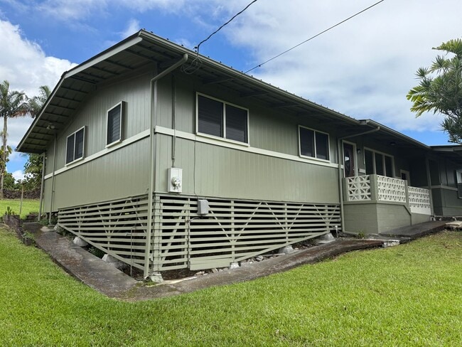 Building Photo - 1770 Kilauea Ave