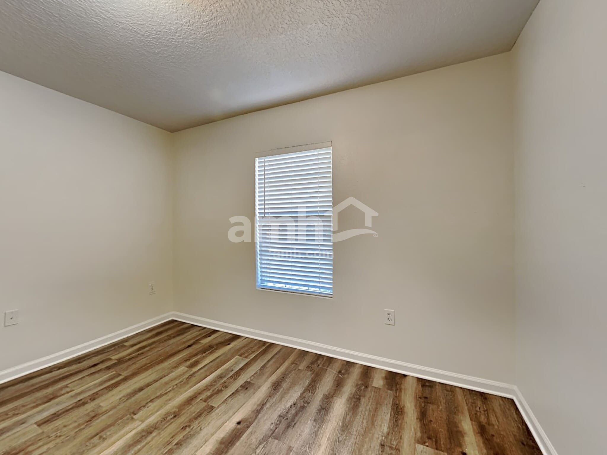 Building Photo - 201 Marisco Way