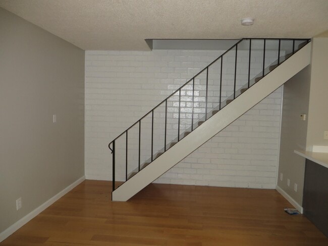 Building Photo - 2505 Prescott Rd