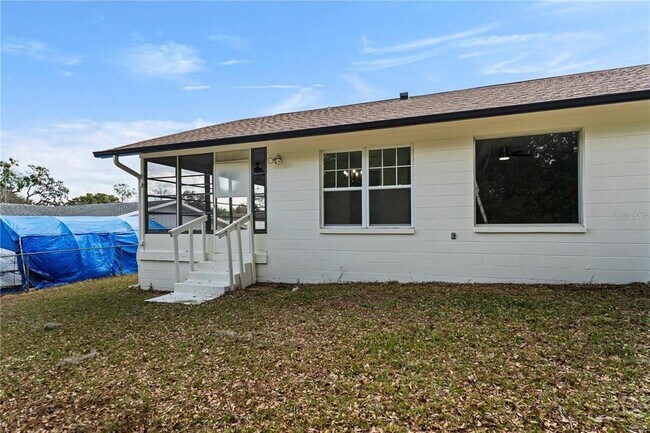 Building Photo - 616 Water Rd