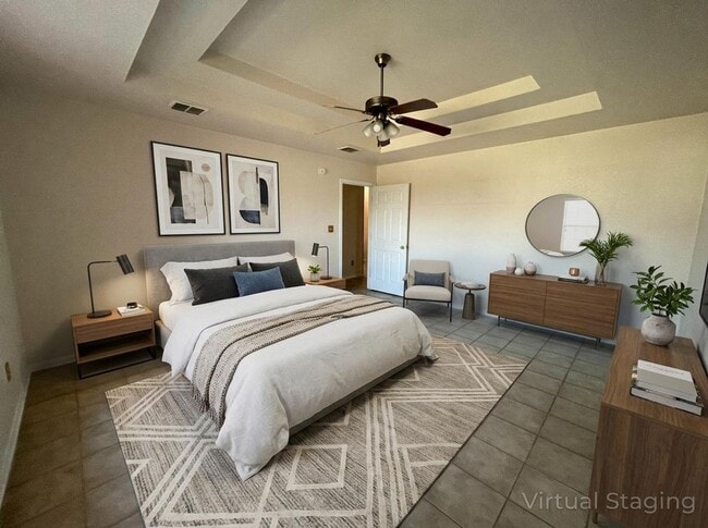 Building Photo - 2705 Jasmine Ln