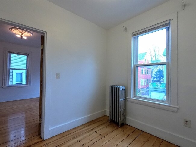 Building Photo - 90 Wenham St