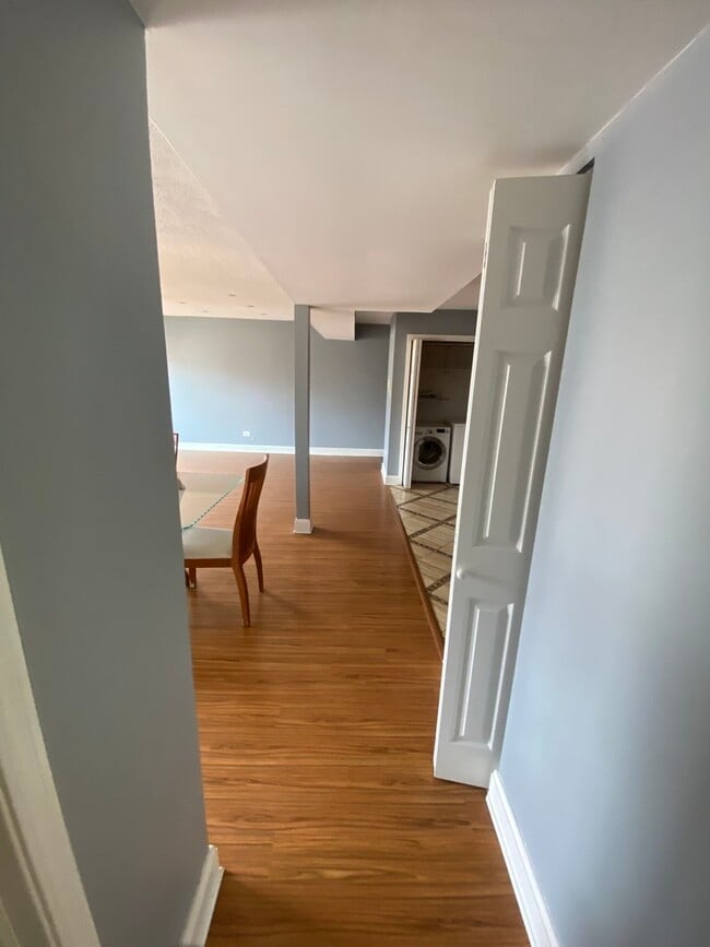 Building Photo - 9708 Nottingham Ave