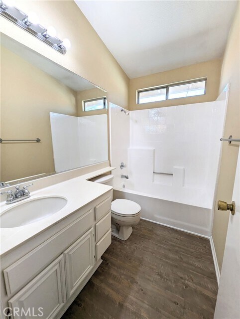 Building Photo - 1833 Bayside Ct