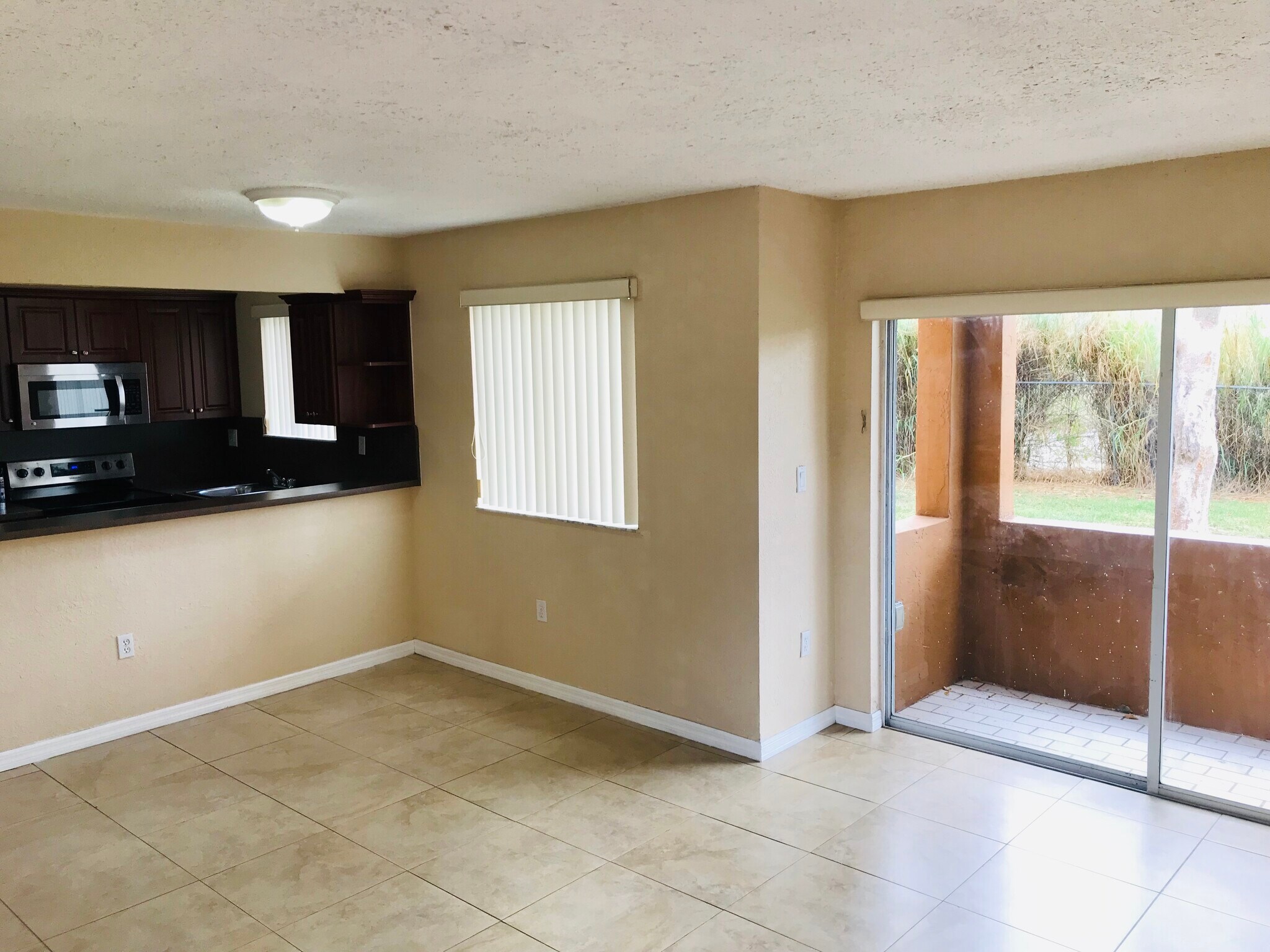Building Photo - 6225 SW 131st Ct