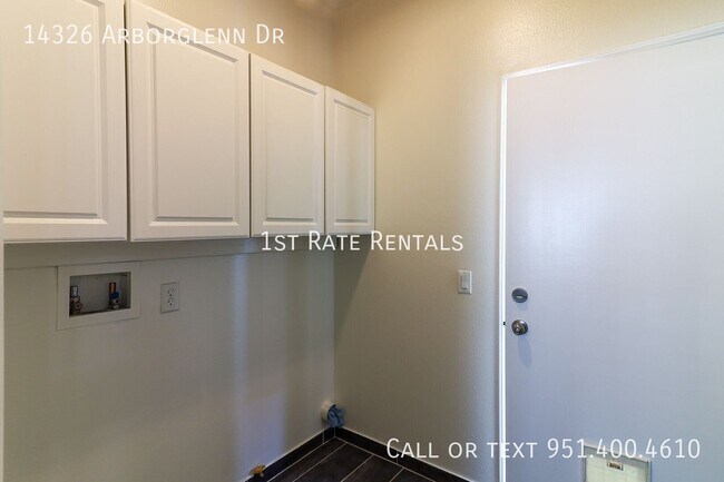 Building Photo - 14326 Arborglenn Dr.