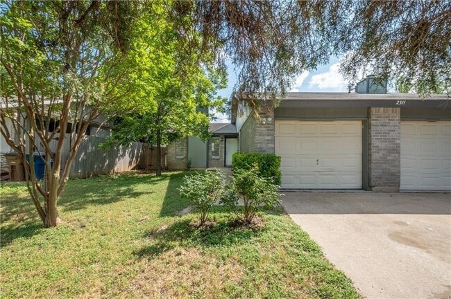 Primary Photo - 2311 Singletree Ave