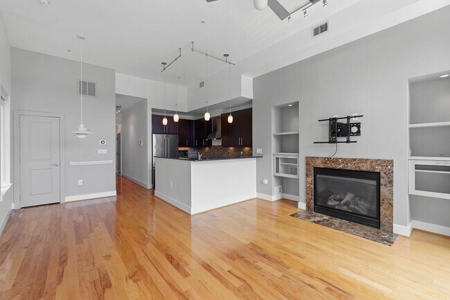Building Photo - 1336 Belmont St NW