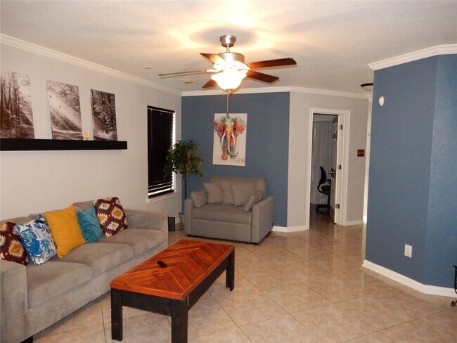 Building Photo - 10030 Victoria Falls Ln