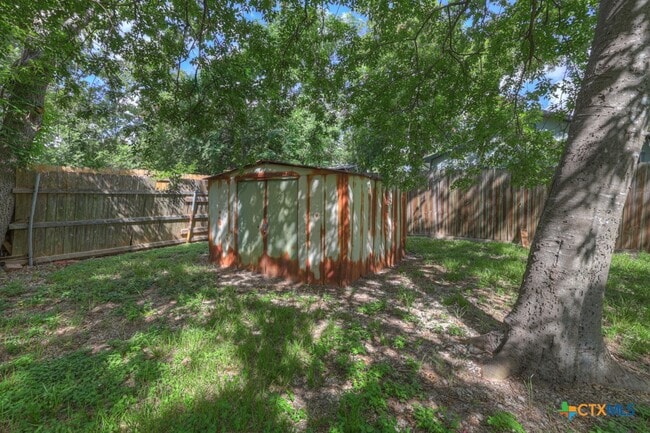 Building Photo - 1630 Katy St