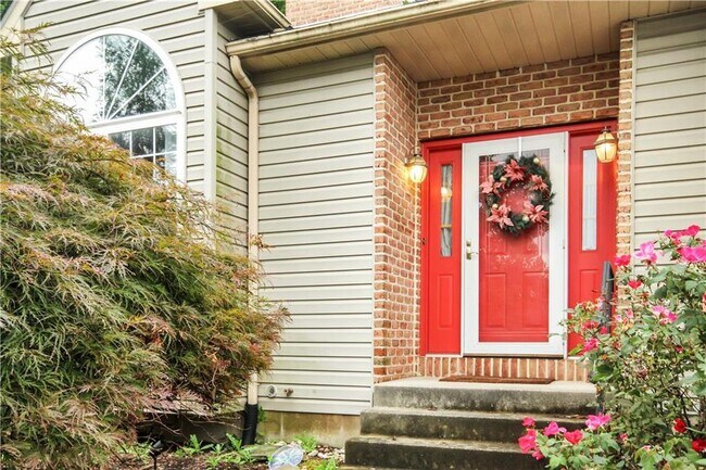 Building Photo - 3318 Brynwood Dr
