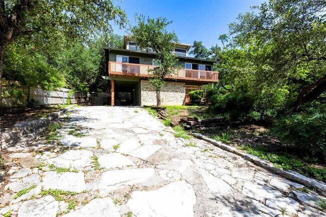 Building Photo - 208 Westhaven Dr