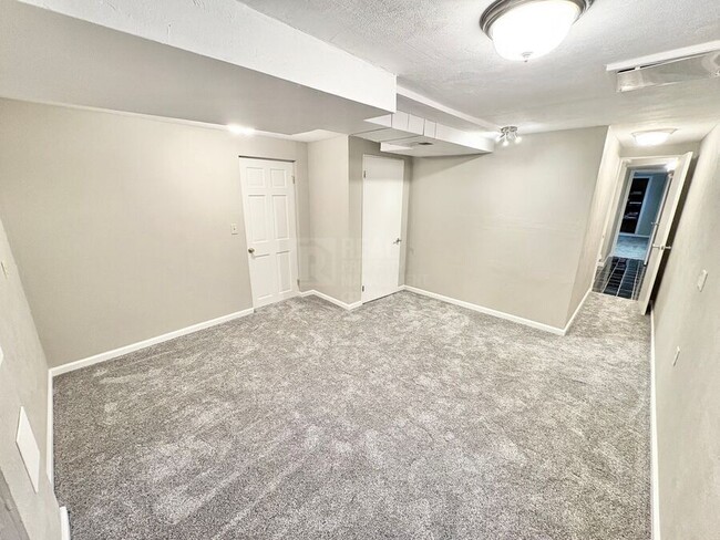 Building Photo - 12198 E Vassar Dr