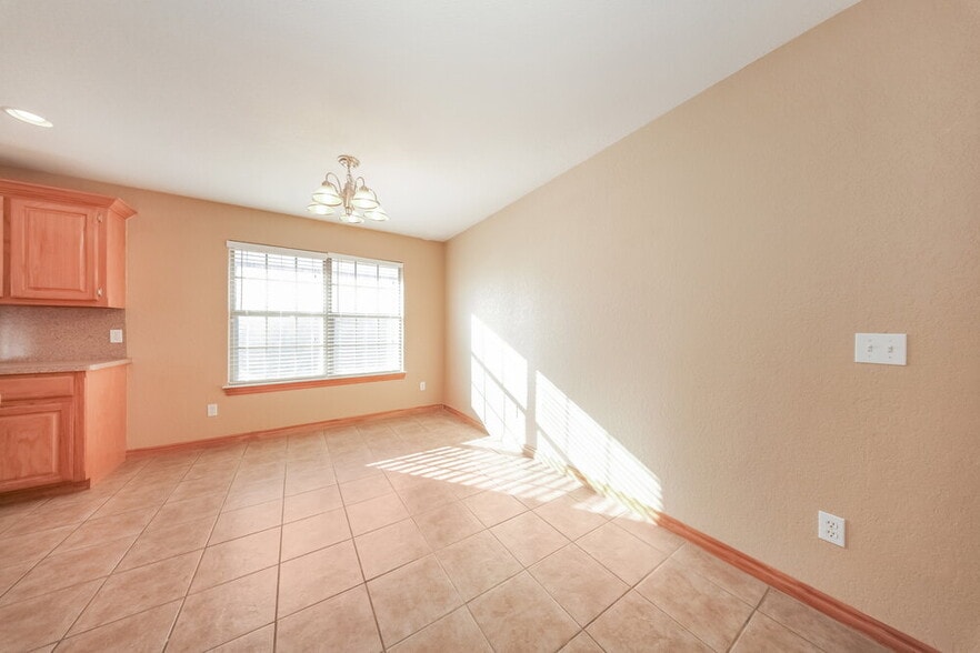 Building Photo - 2648 Grey Stone