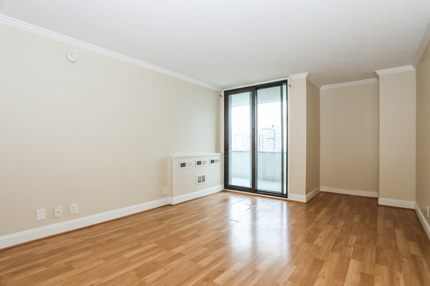 Building Photo - 240 M St SW