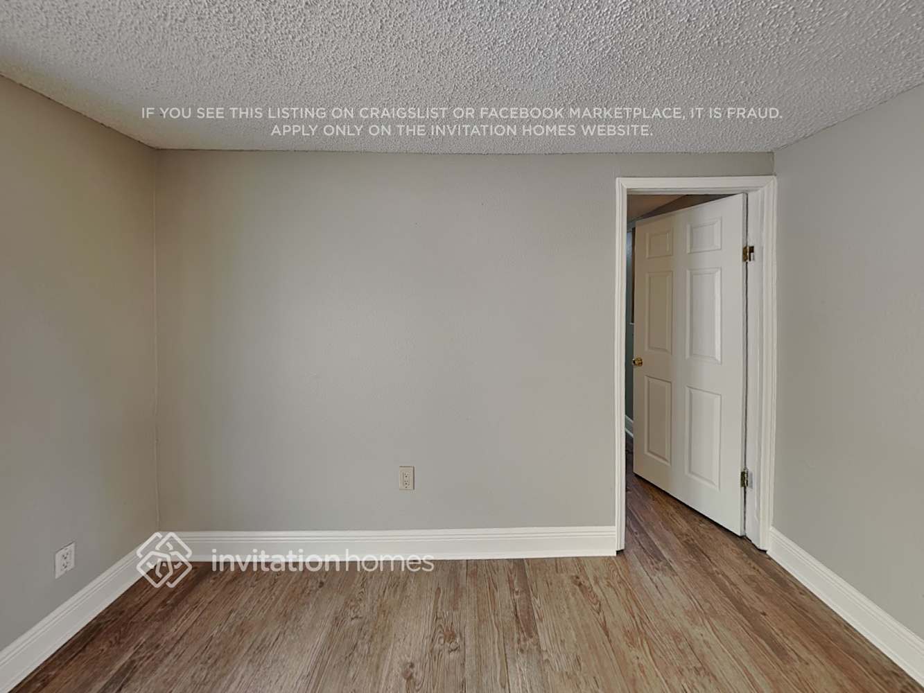Building Photo - 302 Iowa Woods Cir W