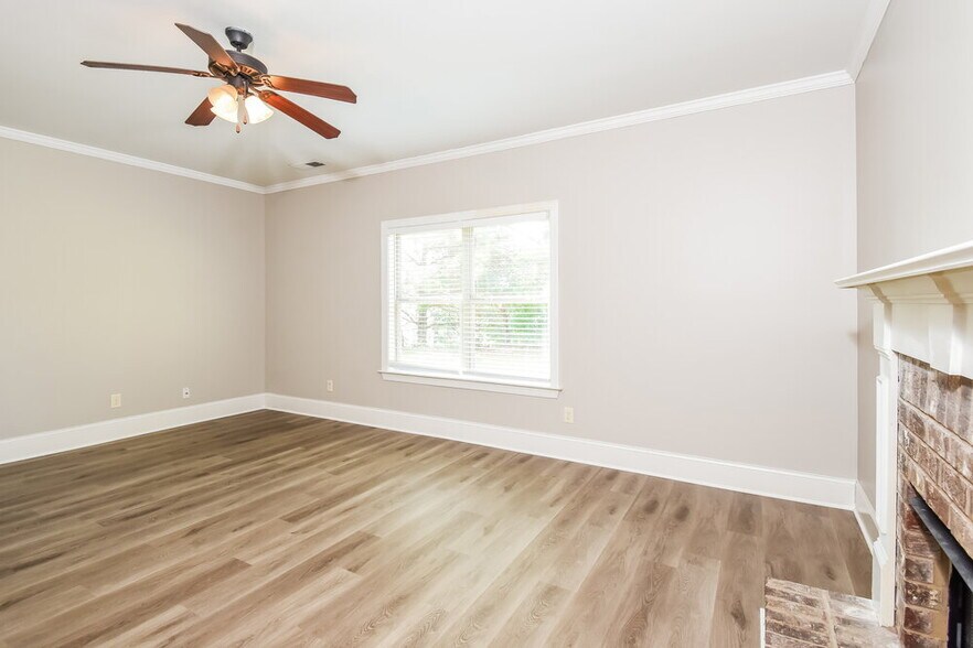 Building Photo - 164 Mount Moriah Rd