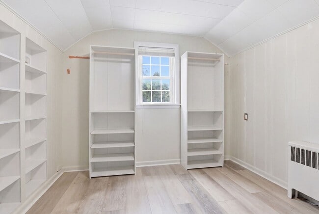 Building Photo - 3015 N 5th St