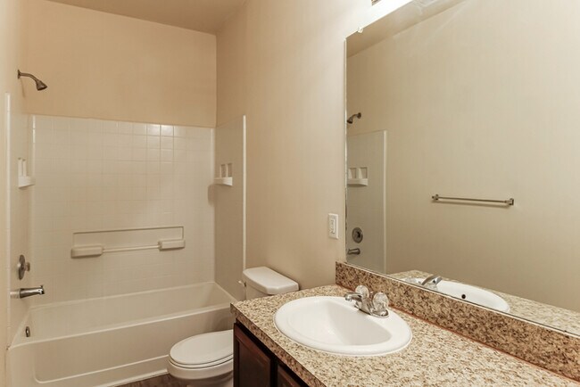 Building Photo - 12255 Roy Mix Bohn Lane